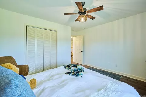 Bedroom - 357 Rigsby Loop, Lonsdale, AR 72087 photo 4 of 6