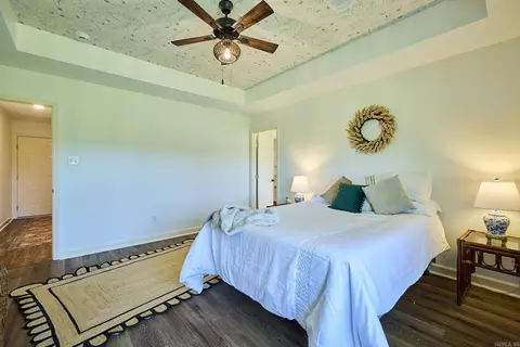 Bedroom - 357 Rigsby Loop, Lonsdale, AR 72087 photo 2 of 6