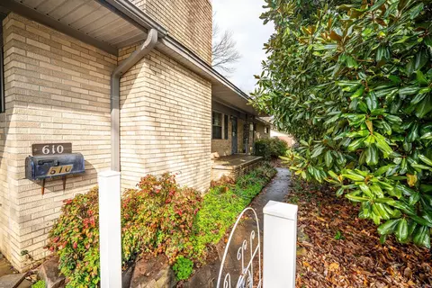610 Fourth St, Conway, AR 72032 photo 3