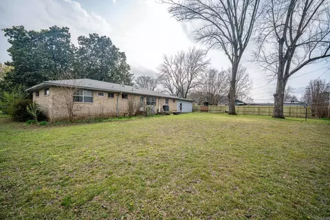 610 Fourth St, Conway, AR 72032 photo 33