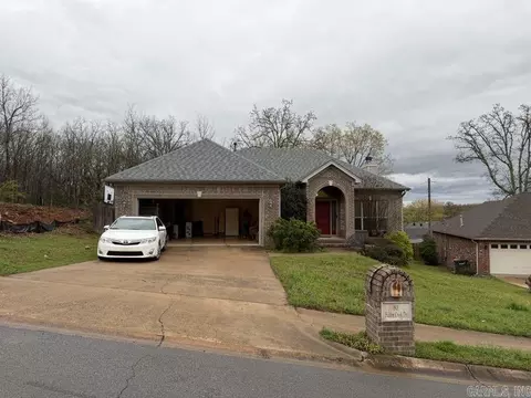 1901 Hidden Creek Dr, Sherwood, AR 72120