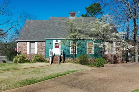 1204 N Point Ln, North Little Rock, AR 72116