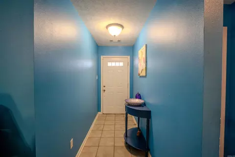 Entry Way - 4605 Cliff Ct, Alexander, AR 72002 photo 1 of 2