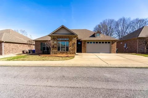 Exterior - 2535 Eighteen Loop, Conway, AR 72034 photo 3 of 6