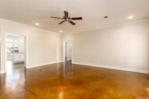 Living - 2535 Eighteen Loop, Conway, AR 72034 photo 4 of 5