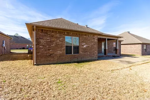 Exterior - 2535 Eighteen Loop, Conway, AR 72034 photo 5 of 6