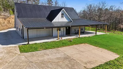 Exterior - 38 Crestview Rd, Conway, AR 72034 photo 5 of 8