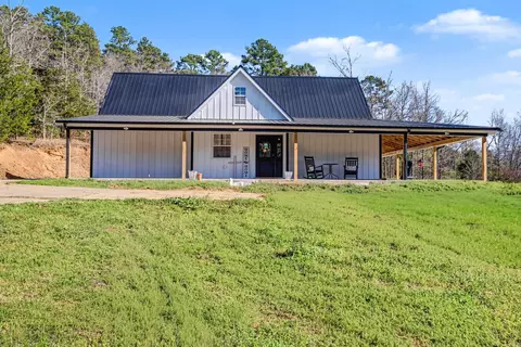 Exterior - 38 Crestview Rd, Conway, AR 72034 photo 2 of 8