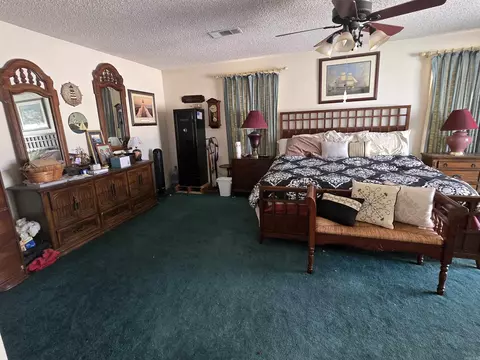 Bedroom - 8408 Griggs Rd, Pine Bluff, AR 71603 photo 3 of 3