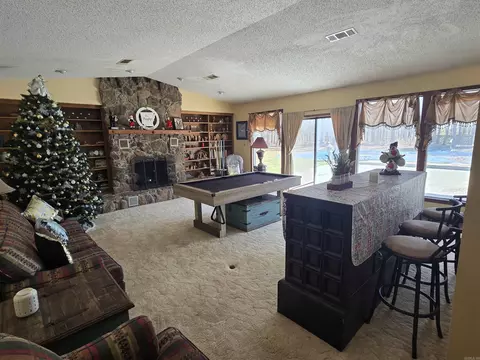 Living - 8408 Griggs Rd, Pine Bluff, AR 71603 photo 3 of 3