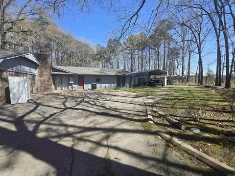 Exterior - 8408 Griggs Rd, Pine Bluff, AR 71603 photo 8 of 10