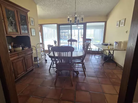 Dining - 8408 Griggs Rd, Pine Bluff, AR 71603 photo 1 of 1