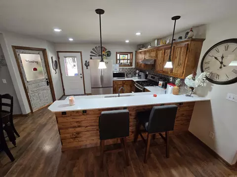 Kitchen - 225 Dogwood Trl, Quitman, AR 72131 photo 2 of 5