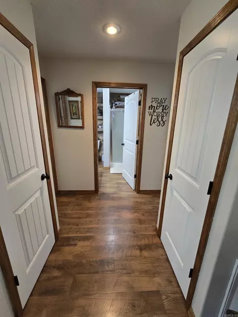 Entry Way - 225 Dogwood Trl, Quitman, AR 72131 photo 2 of 2