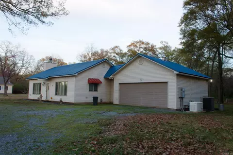 Exterior - 239 W 1st St, Ulm, AR 72170 photo 2 of 8