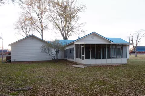 Exterior - 239 W 1st St, Ulm, AR 72170 photo 8 of 8