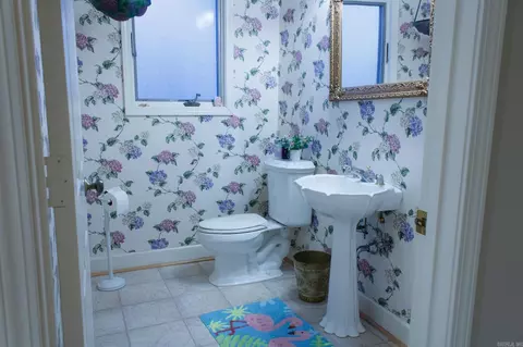Bath - 239 W 1st St, Ulm, AR 72170 photo 1 of 2