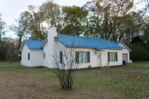 Exterior - 239 W 1st St, Ulm, AR 72170 photo 3 of 8