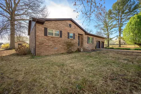 10 Welch Ln, Batesville, AR 72501