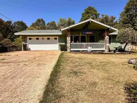 5 Idaho Dr, Cherokee Village, AR 72529