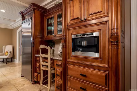 Kitchen - 263 Lakeview Dr, Edgemont, AR 72044 photo 5 of 8