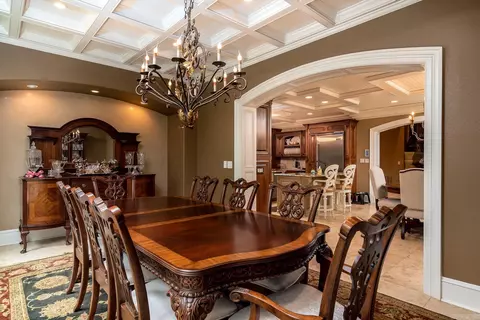 Dining - 263 Lakeview Dr, Edgemont, AR 72044 photo 3 of 4