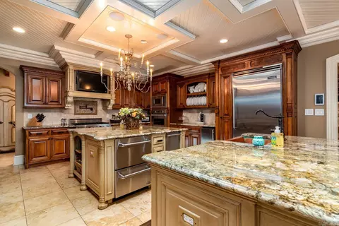 Kitchen - 263 Lakeview Dr, Edgemont, AR 72044 photo 1 of 8