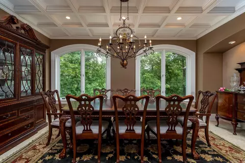 Dining - 263 Lakeview Dr, Edgemont, AR 72044 photo 2 of 4