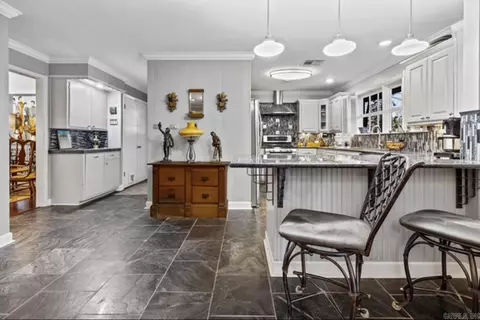 Kitchen - 10 Southern Pnes, Pine Bluff, AR 71603 photo 1 of 6