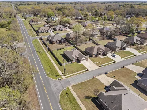 View/Area - 11 Tradewinds Dr, Cabot, AR 72023 photo 1 of 12