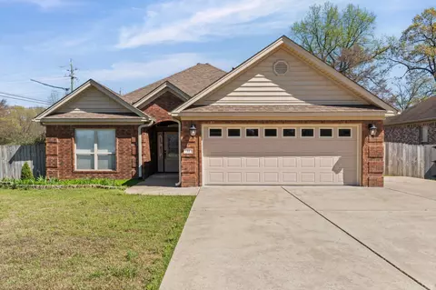 Exterior - 11 Tradewinds Dr, Cabot, AR 72023 photo 2 of 6