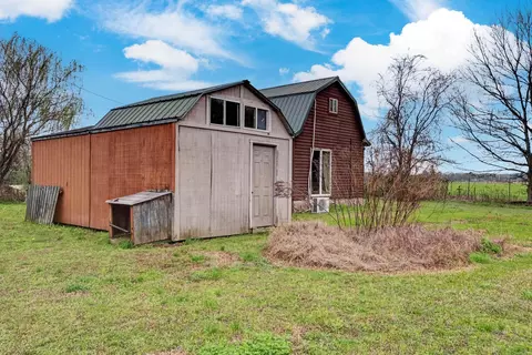 Exterior - 82 Mckenzie Ln, Scott, AR 72142 photo 4 of 7
