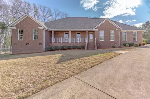 1304 Leominster Cv, Jonesboro, AR 72401