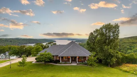 499 Noe Creek Rd, Mountain Home, AR 72653