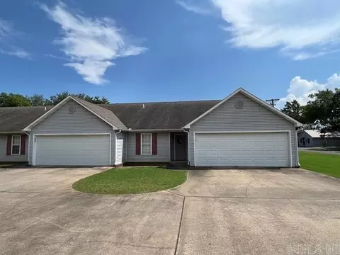 106 Leggett St, Jonesboro, AR 72401