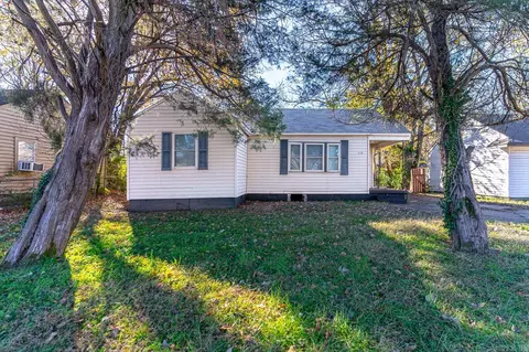 1913 Sula Ln, West Memphis, AR 72301