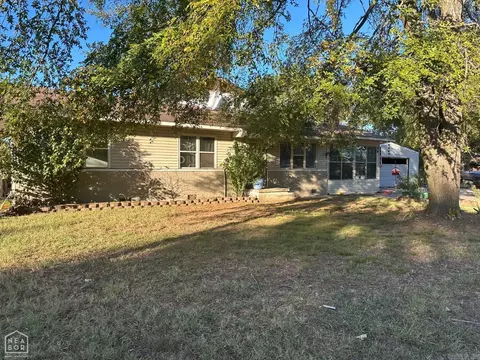 48 Ellington St, Magazine, AR 72943