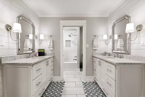 Bath - 9721 Congo Rd, Benton, AR 72019 photo 5 of 8