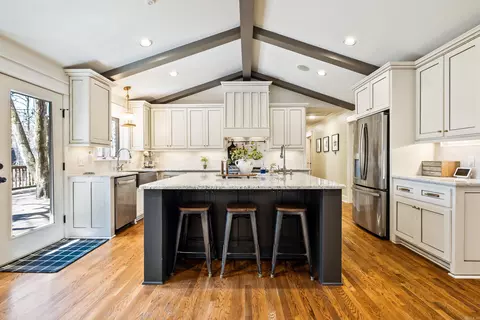 Kitchen - 9721 Congo Rd, Benton, AR 72019 photo 2 of 6