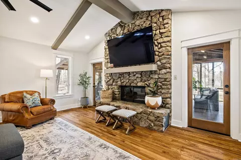 Living - 9721 Congo Rd, Benton, AR 72019 photo 1 of 2