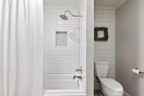 Bath - 9721 Congo Rd, Benton, AR 72019 photo 6 of 8