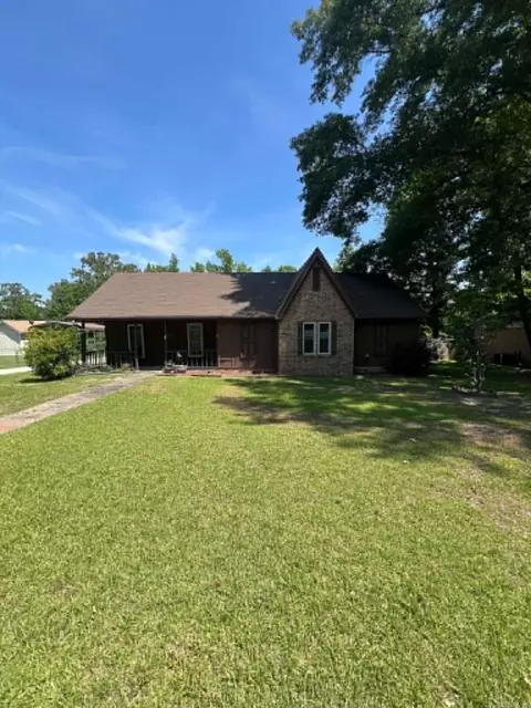7 Neal St, Bryant, AR 72022