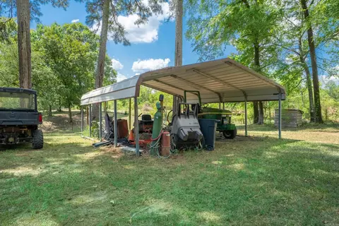 Exterior - 1734 Crosstrails Rd, De Queen, AR 71832 photo 8 of 12