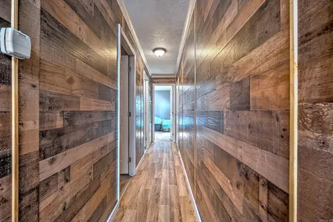 Entry Way - 1734 Crosstrails Rd, De Queen, AR 71832 photo 1 of 1