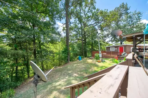 Exterior - 1734 Crosstrails Rd, De Queen, AR 71832 photo 2 of 12