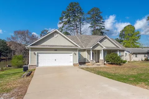 Exterior - 1812 E Lakeview, Benton, AR 72015 photo 9 of 12