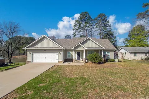 Exterior - 1812 E Lakeview, Benton, AR 72015 photo 10 of 12
