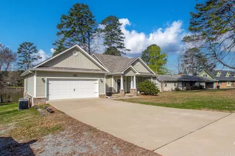 Exterior - 1812 E Lakeview, Benton, AR 72015 photo 8 of 12
