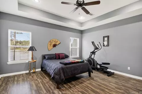 Bedroom - 1812 E Lakeview, Benton, AR 72015 photo 2 of 4