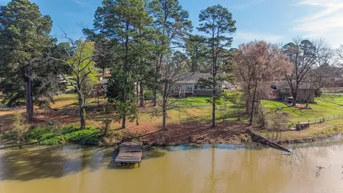 View/Area - 1812 E Lakeview, Benton, AR 72015 photo 5 of 10